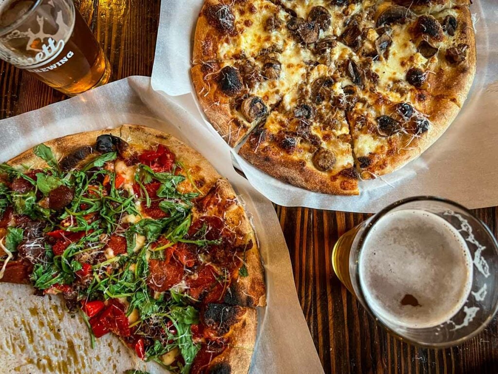 Things to do in Leavenworth, WA Blewett Brewing pizza