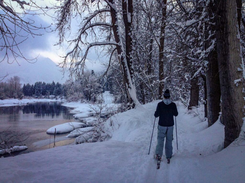 Things to do in Leavenworth, WA Blackbird Island winter cross-country skiing
