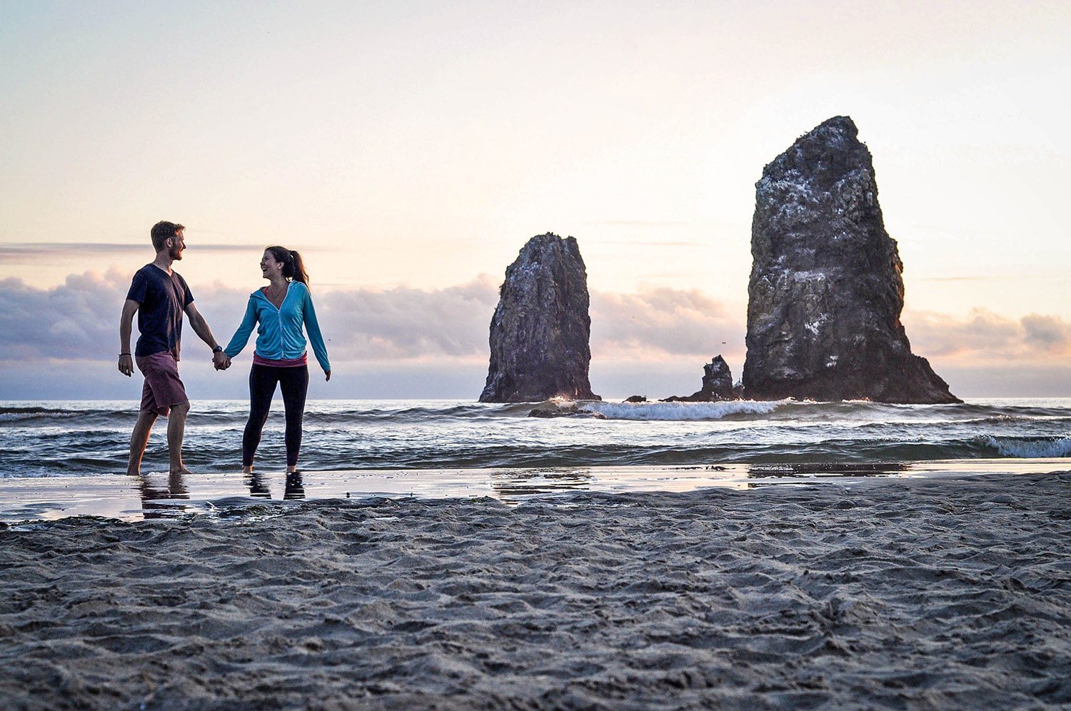 Cannon beach or tide table