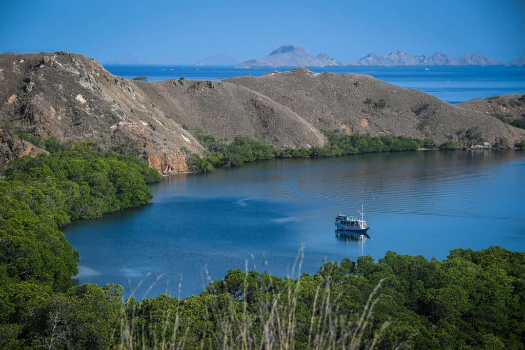Komodo Liveaboard Indonesia