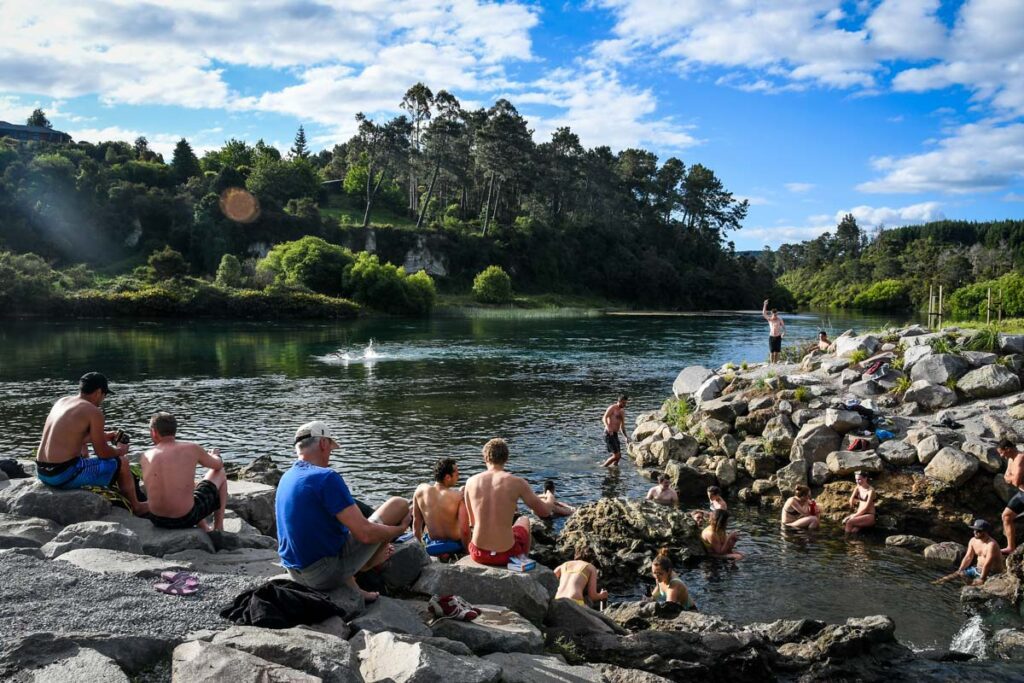 Lake Taupo Hot Springs Thing to do in New Zealand