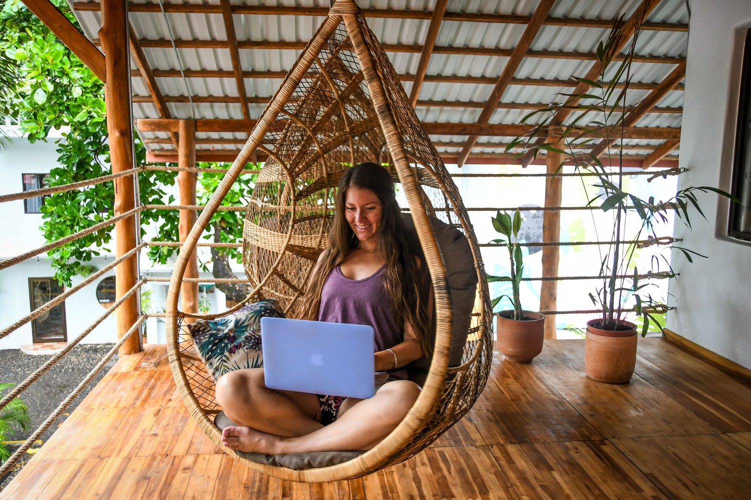 29 Digital Nomad Jobs + Advice from Female Nomads Two Wandering Soles