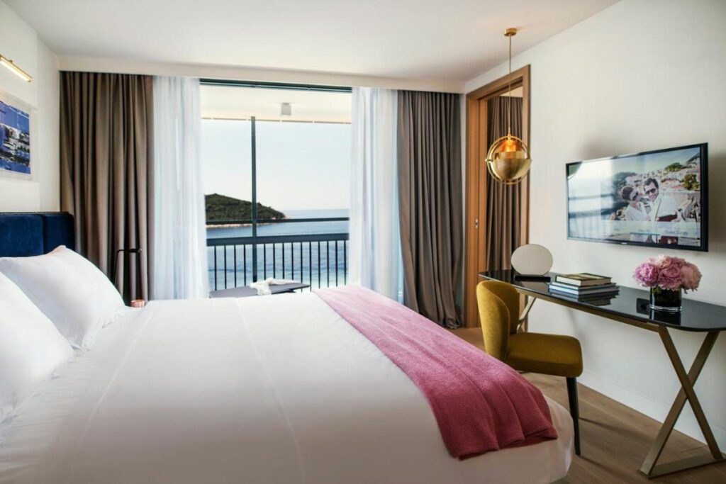 Hotel Excelsior Dubrovnik 
(Booking)