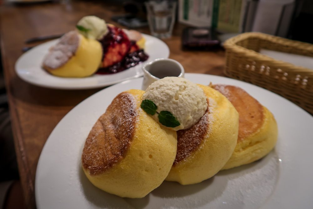 foods to eat in Japan | souffle pancakes