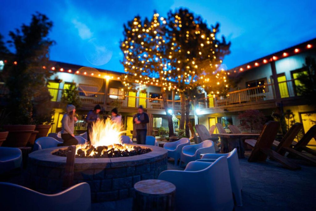 Bend, OR Campfire Hotel