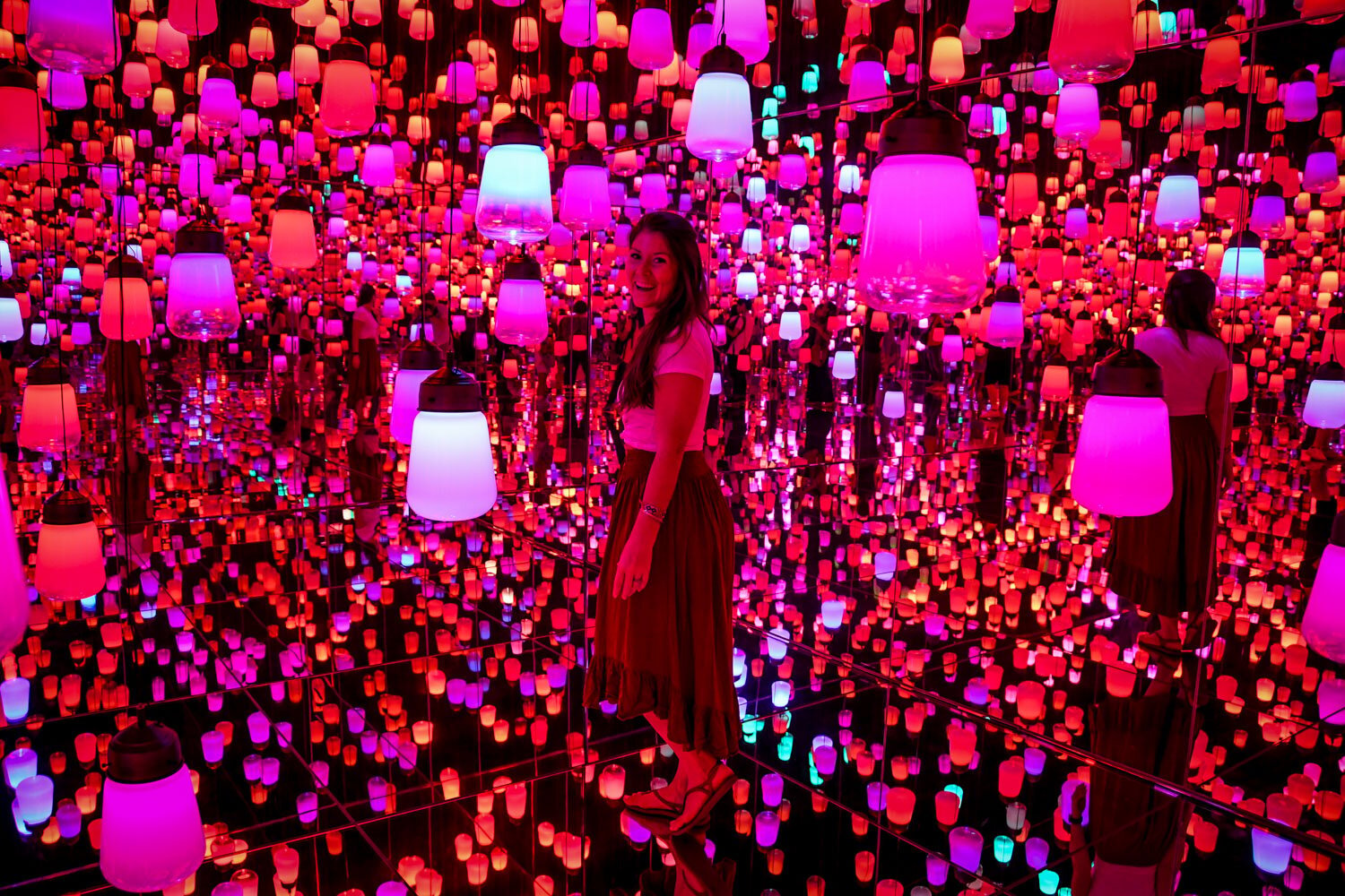 teamLab Borderless Tokyo Guide Floating Lanterns