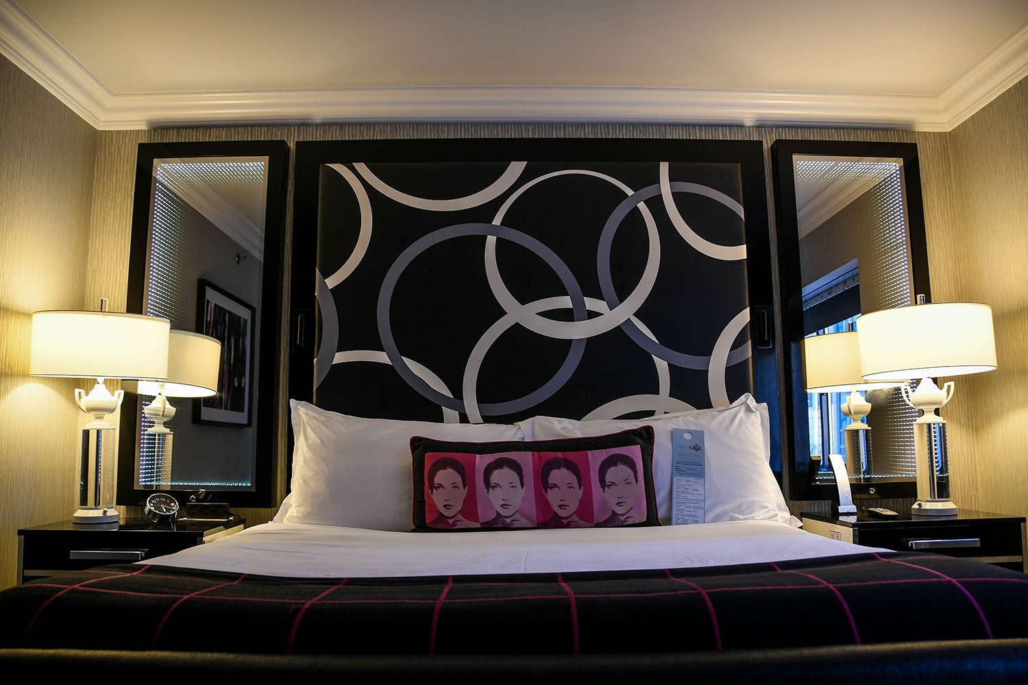 Kimpton Muse Hotel Bedroom