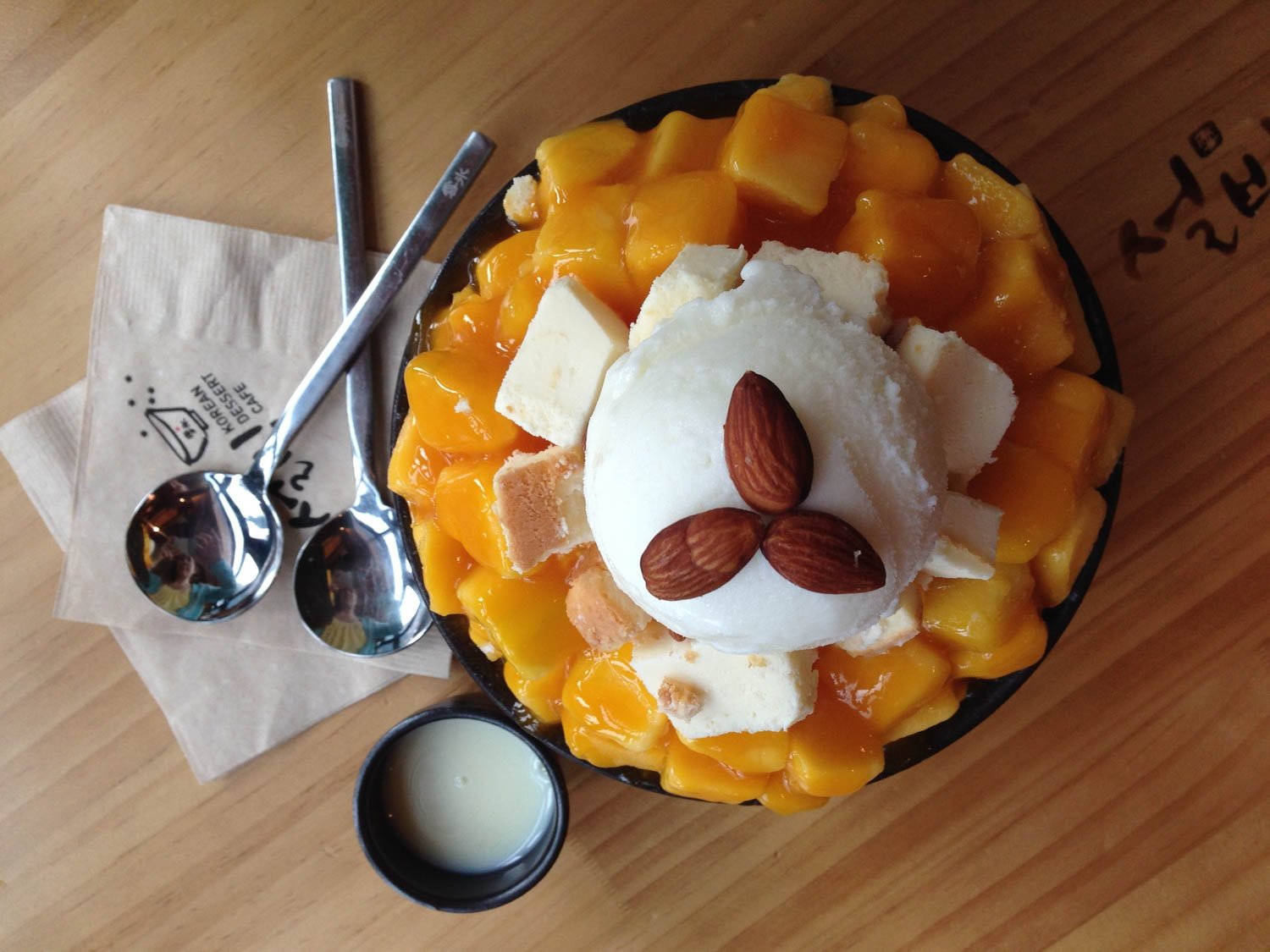 Patbingsu shaved ice dessert