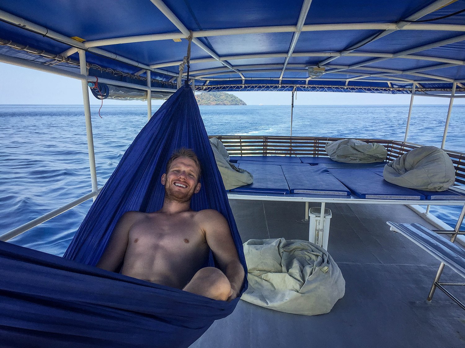 Similan Islands Liveaboard Wicked Diving Thailand Top Deck Hammock