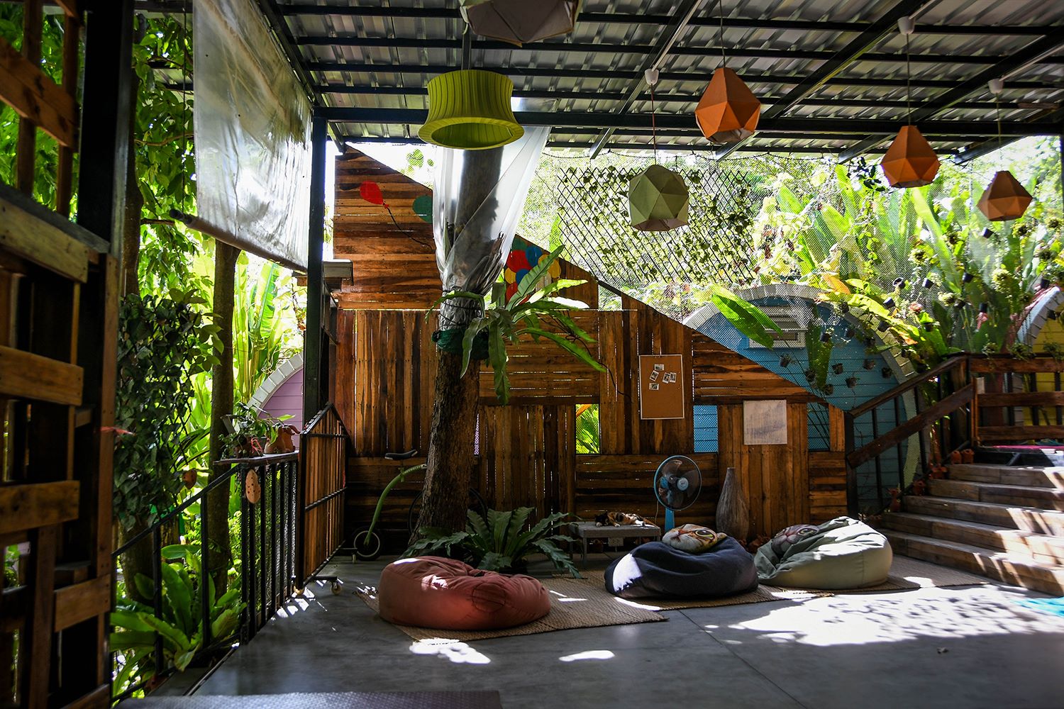 Things to Do in Koh Lipe Thailand Island Baanpeangpor Hostel