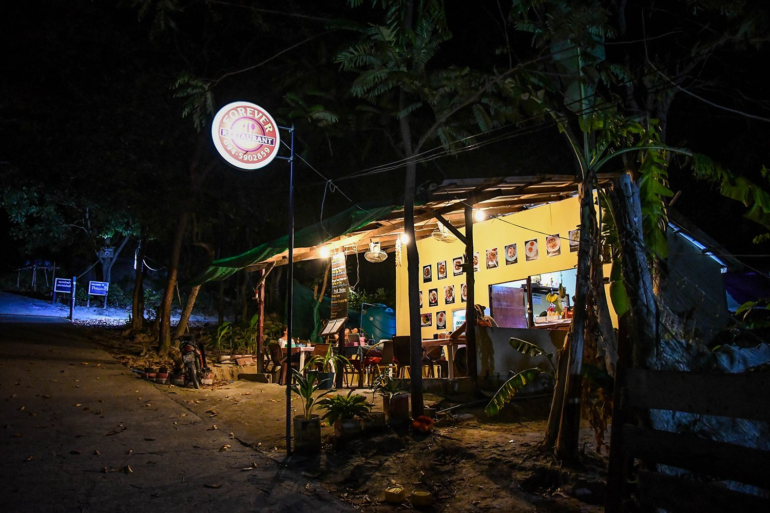 Where to Eat in Koh Lipe Thailand Island Forever Restaurant