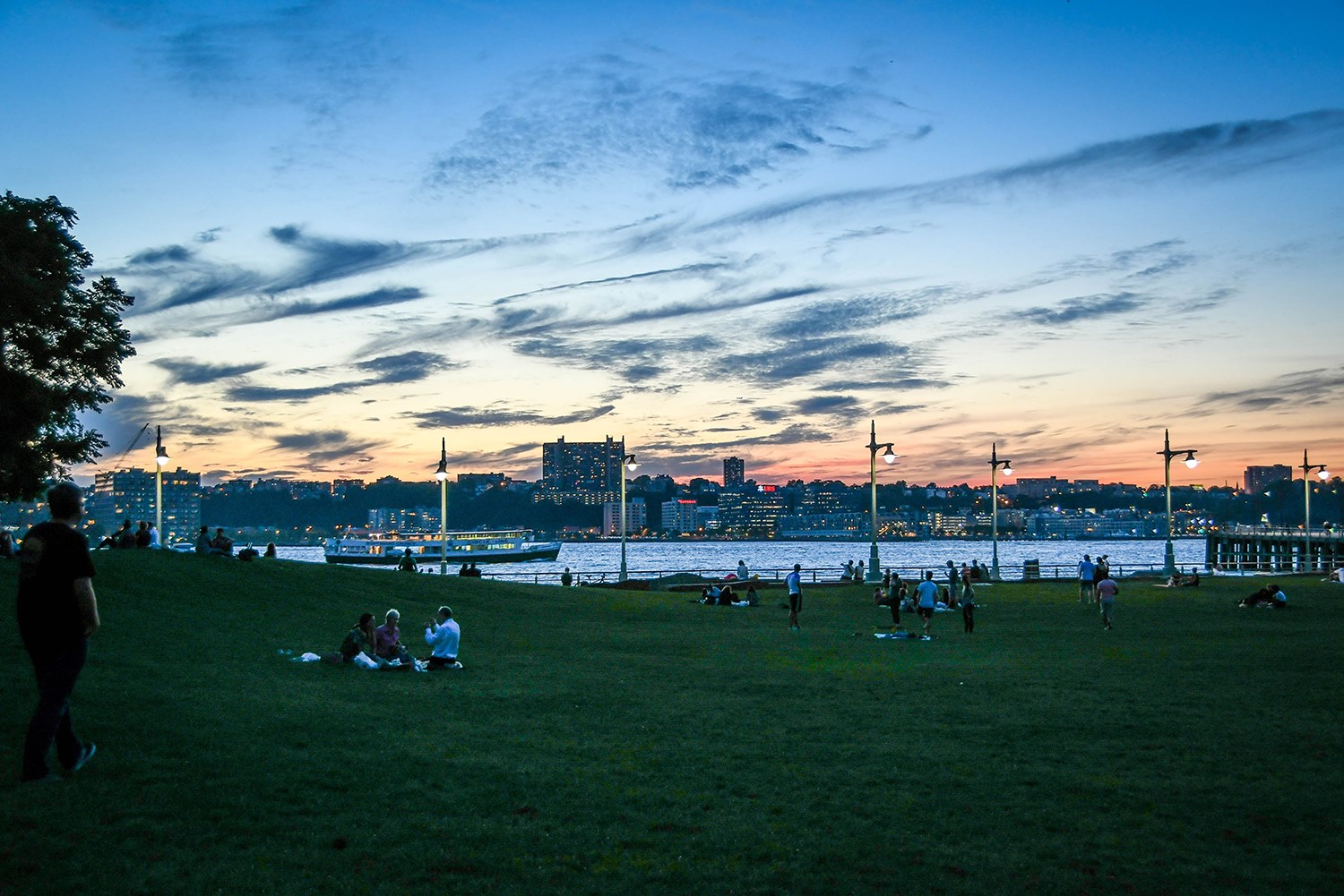 Things to Do in New York City Sunset West Street Park