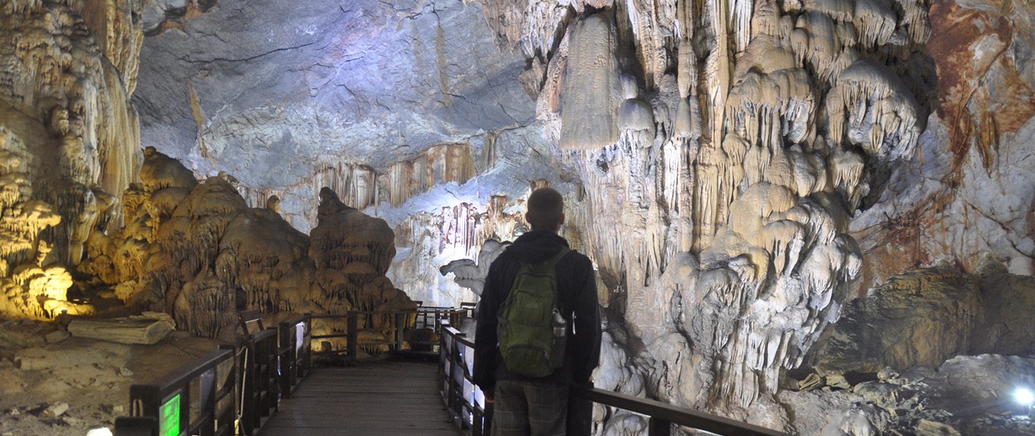 Vietnam Travel Guide: Paradise Cave