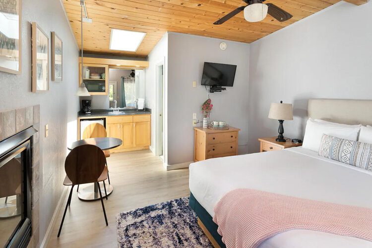 Where+to+stay+in+Cannon+Beach++_+Photo+credit_+Airbnb