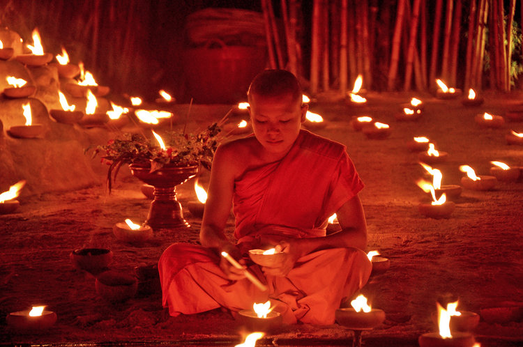 Yi Peng Loy Krathong Chiang Mai Thailand Wat Phan Tao Monks