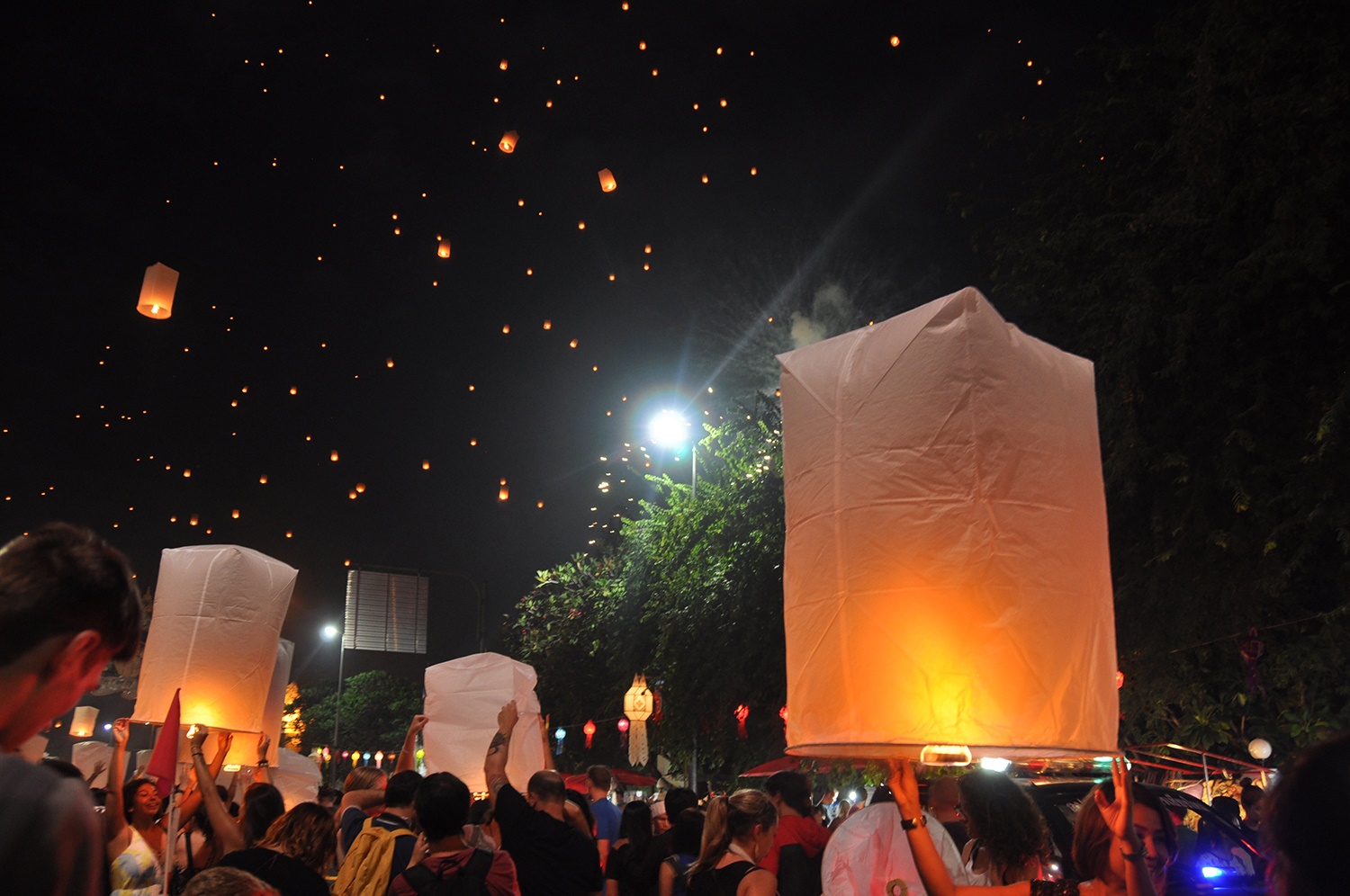 Yi Peng Loy Krathong Chiang Mai Thailand lantern release