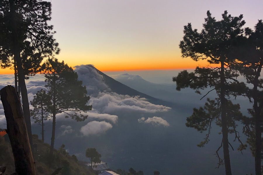 Volcan Acatenango Summit Hike