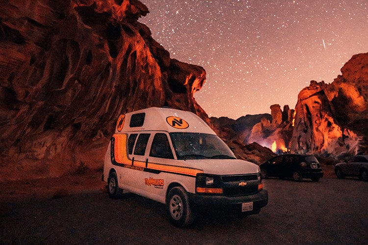 Campervan Rental USA | Travellers Autobarn