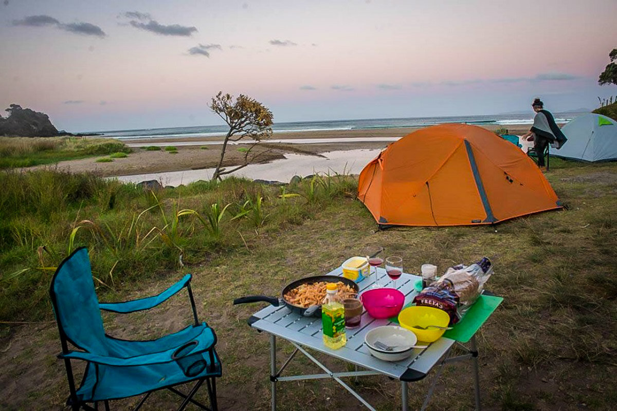 New Zealand Campsite: Sandy Bay Beach Carpark | Image by Bailey