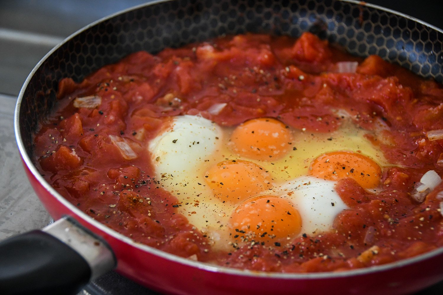 Healthy Camping Food: Simple Shakshuka