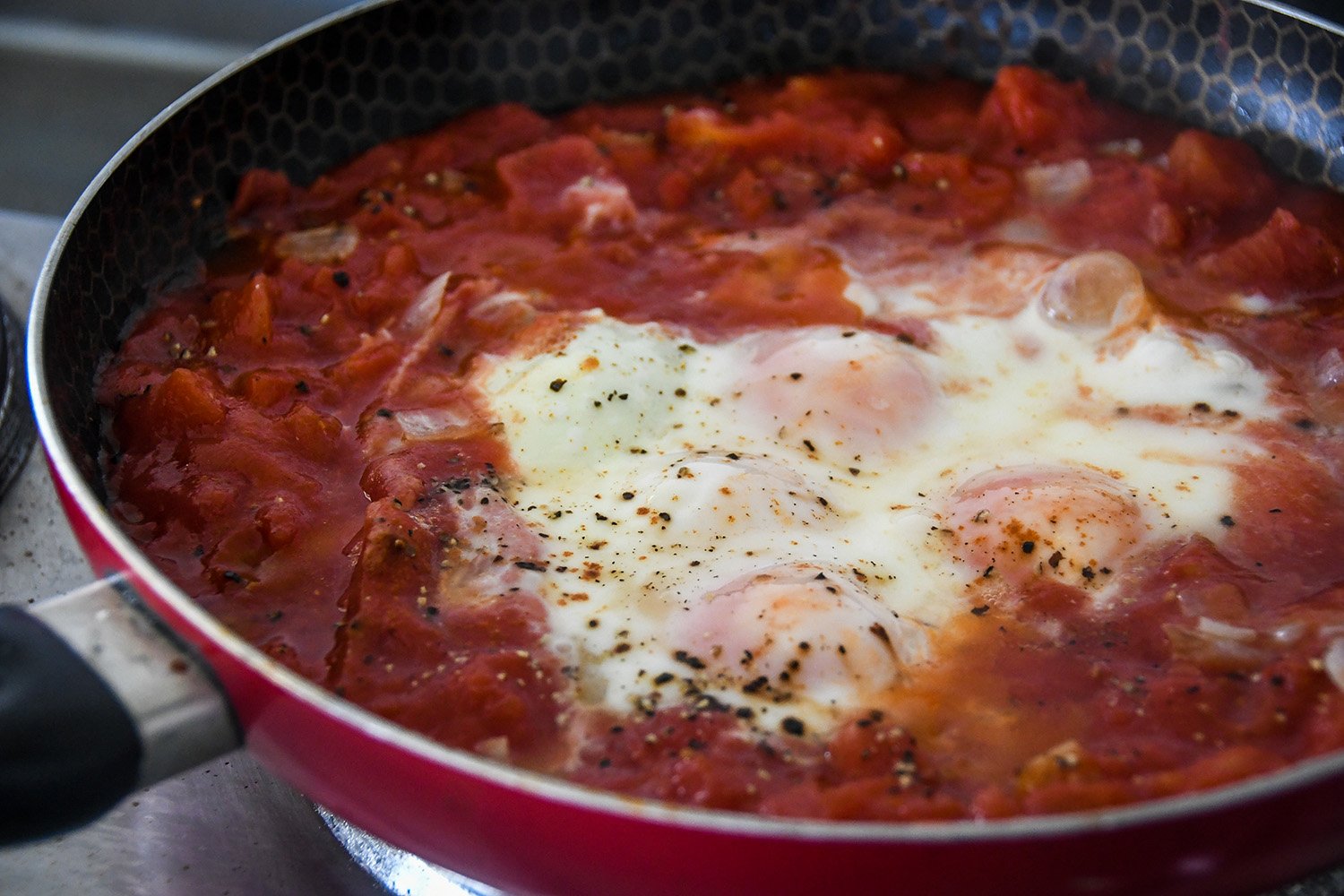 Healthy Camping Food: Simple Shakshuka