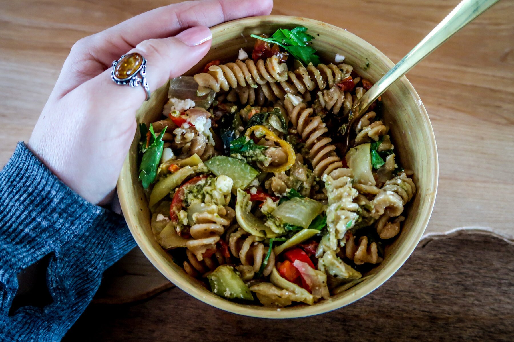 Healthy Camping Food: One-Pot Pesto Pasta