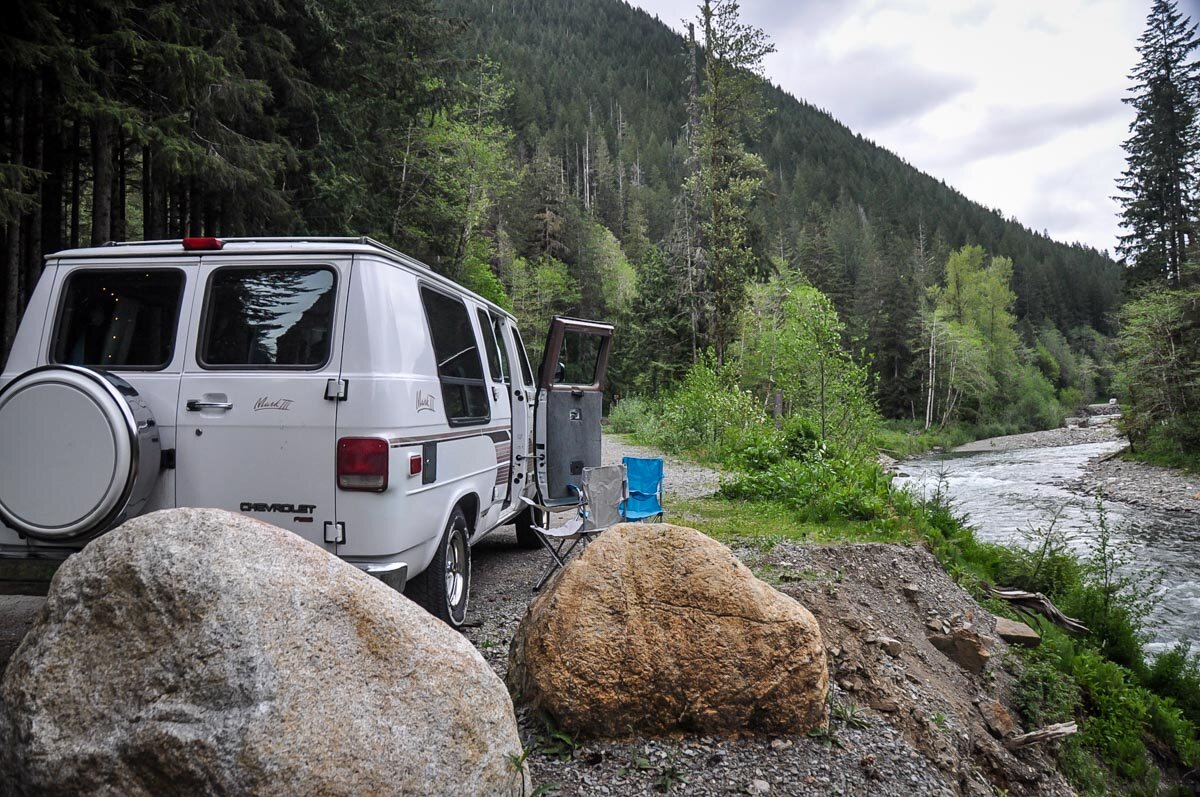 An example of a pullout that’s perfect for camping. This spot is along a scenic highway inWashington Stateand was situated right next to the river. Not bad!