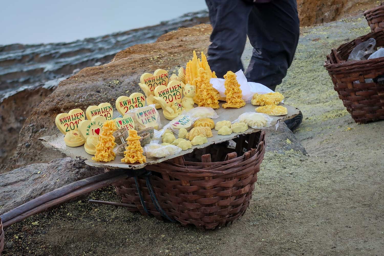 Sulfur Carvings Kawah Ijen Crater Sunrise Hike