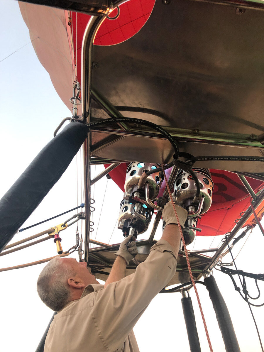 Hot Air Ballooning in Bagan | Pilot Steve piloting our balloon