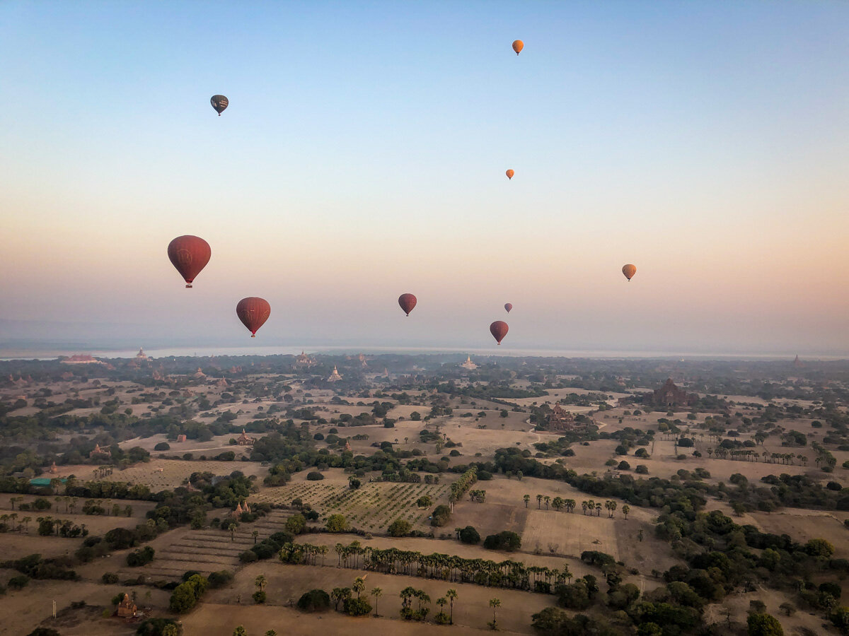 Hot Air Ballooning in Bagan | Mid-flight balloons