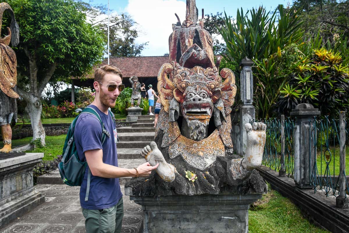 Chatouiller Chatouiller Amed Bali Visite du Temple de l'Eau de Tirta Gangga