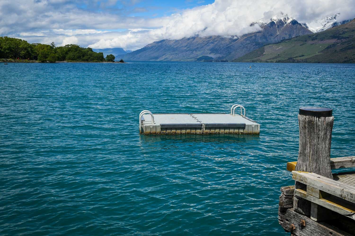 On a hot day, this dock in Glenorchy would be the perfect place to take a refreshing dip!