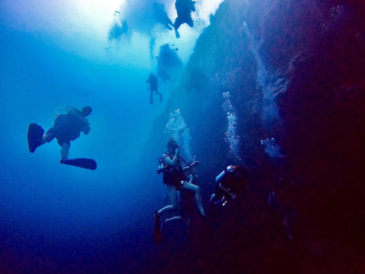 Scuba Diving in Belize | The Great Blue Hole Diving