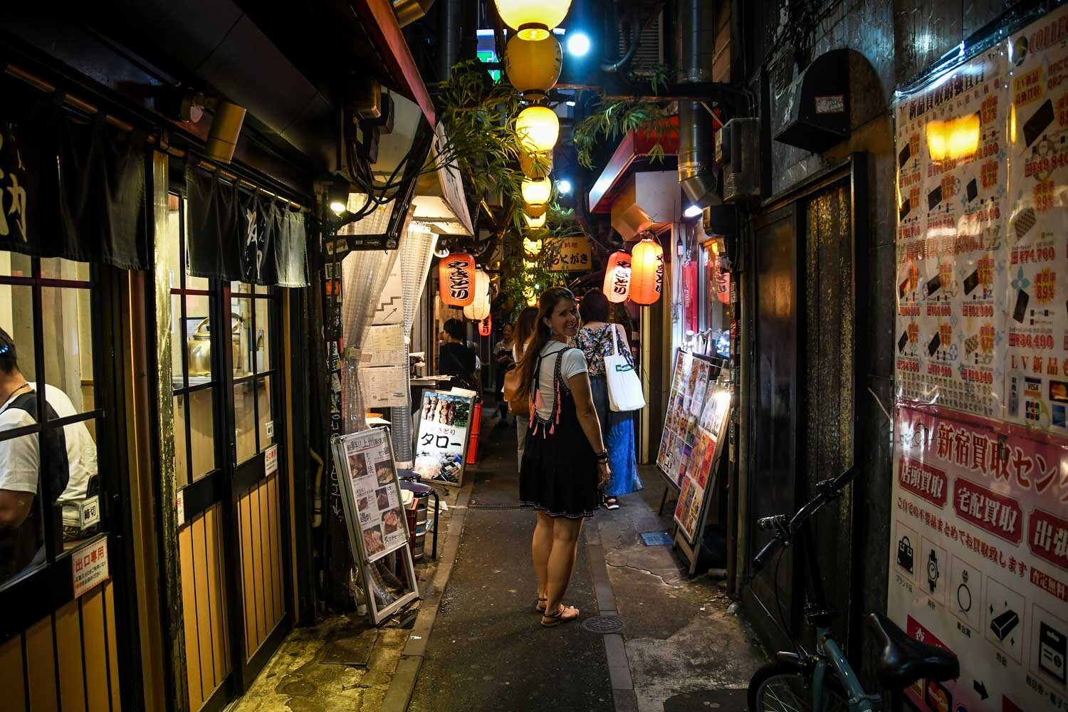 Things to do in Japan Izakaya Bar Hopping