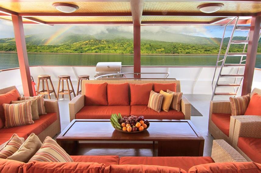 Best Luxury Liveaboards in Indonesia | Mermaid I