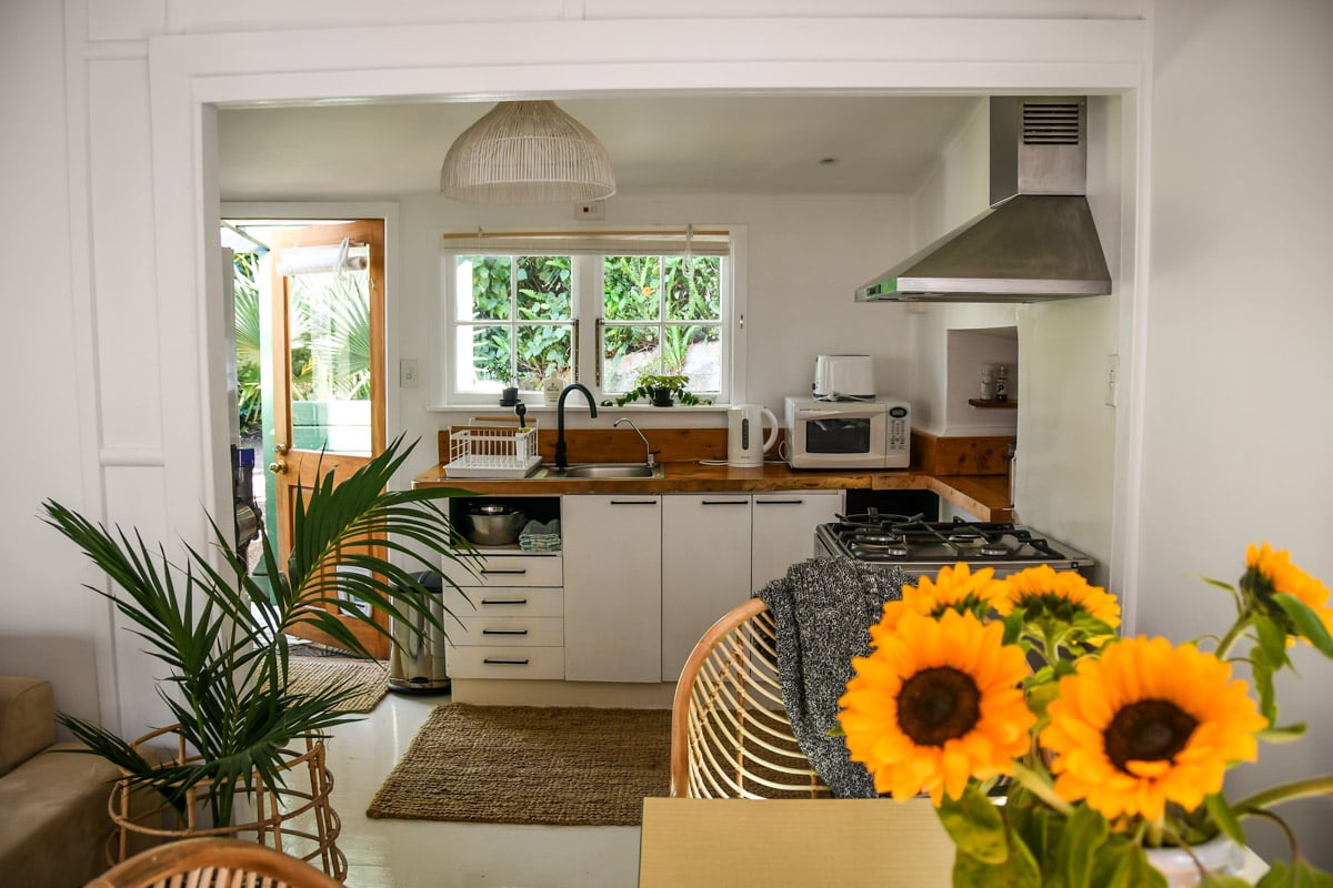 A Detailed Guide to Airbnb | Kitchen in Waiheke Island