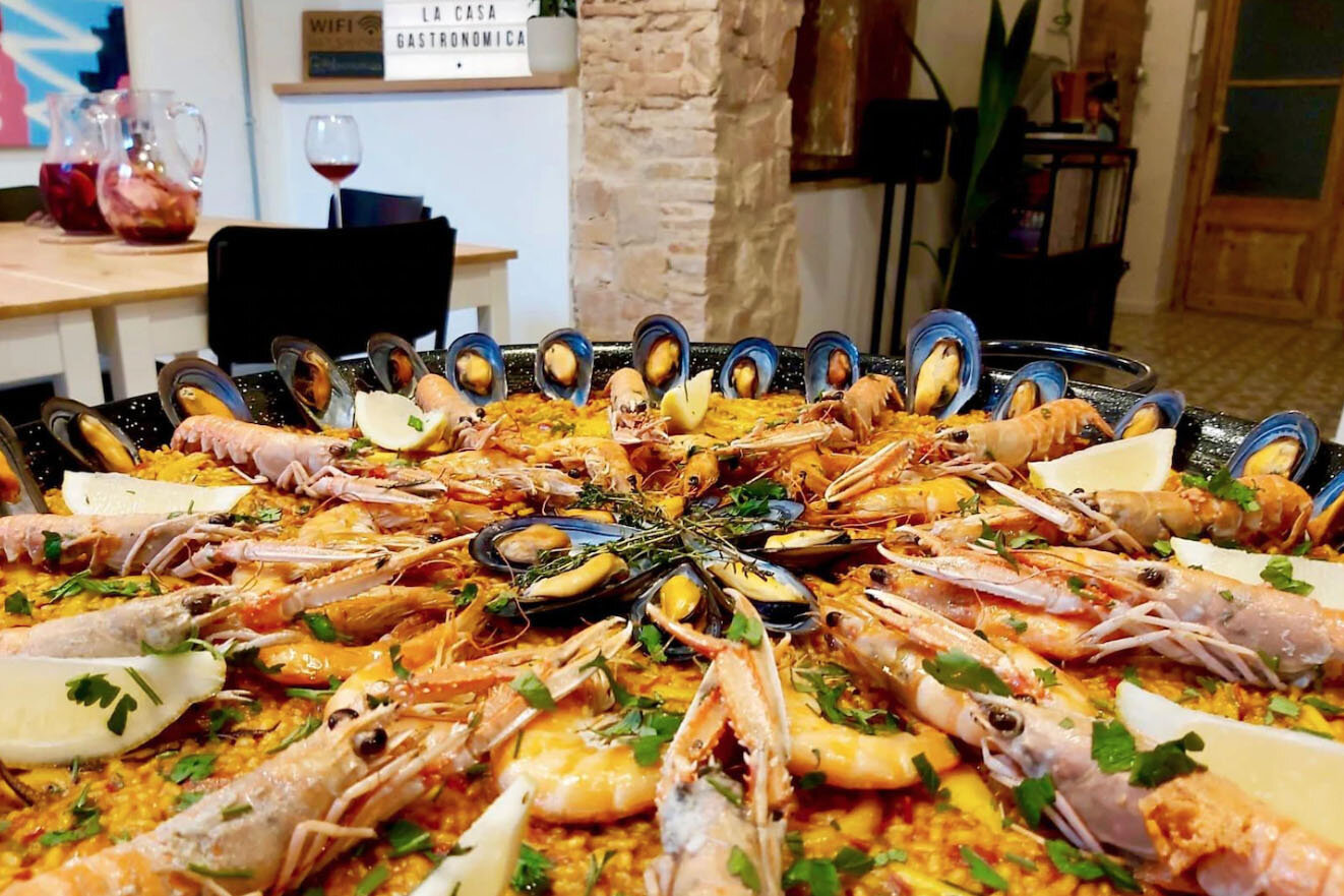 Airbnb Experiences | Paella Making in Barcelona