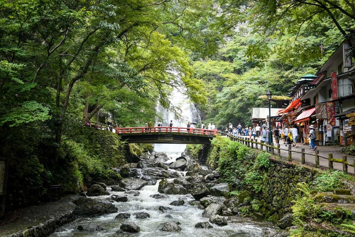 Things to Do in Osaka Japan Minoo Park Waterfall
