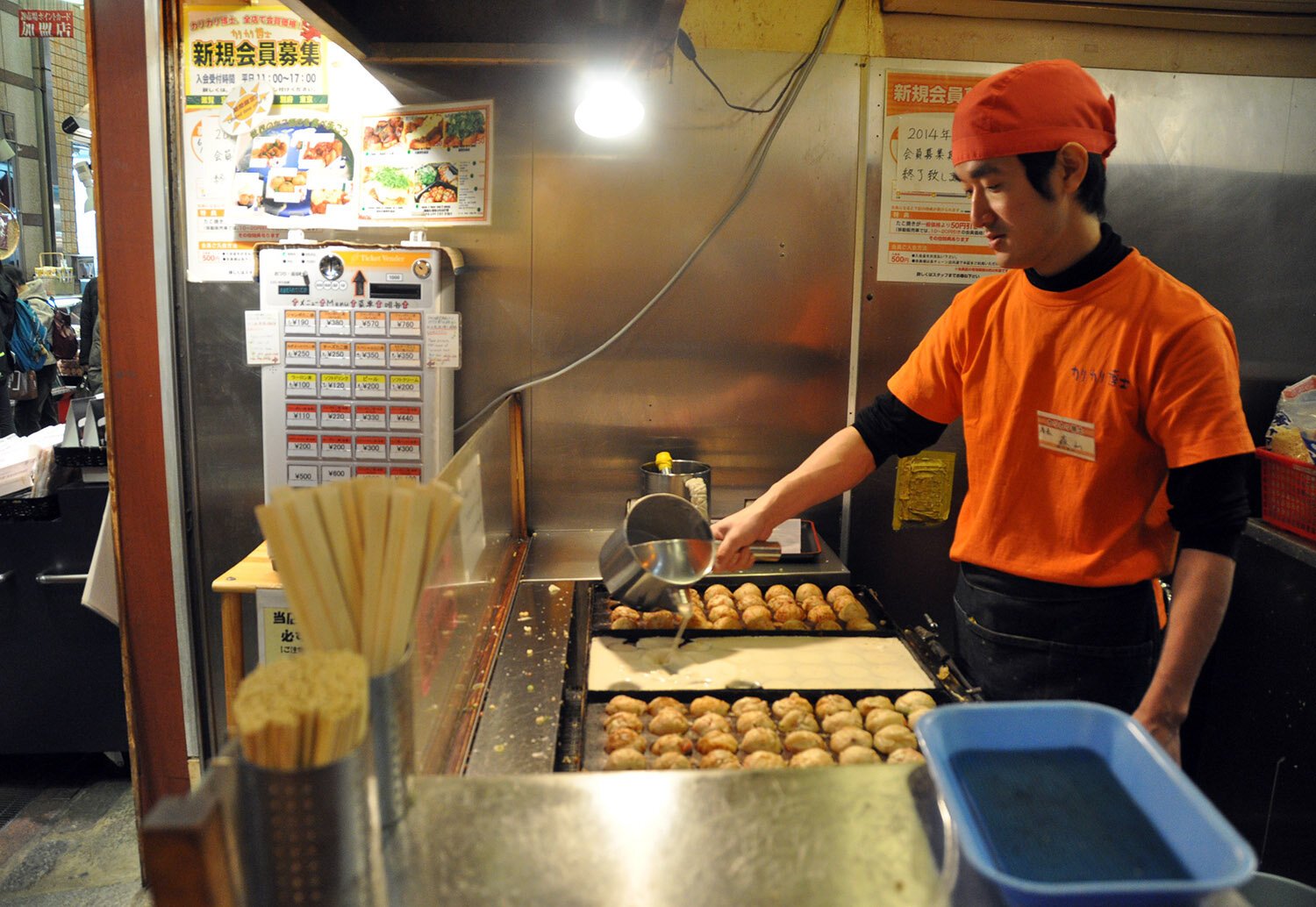 What to Eat in Osaka Takoyaki Octopus Balls