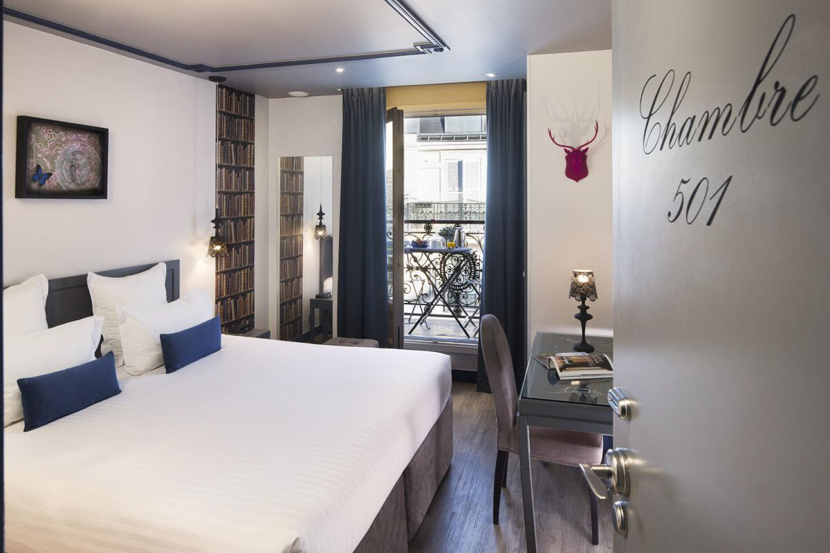 Romantic Places to Stay in Paris | Hotel Mademoiselle