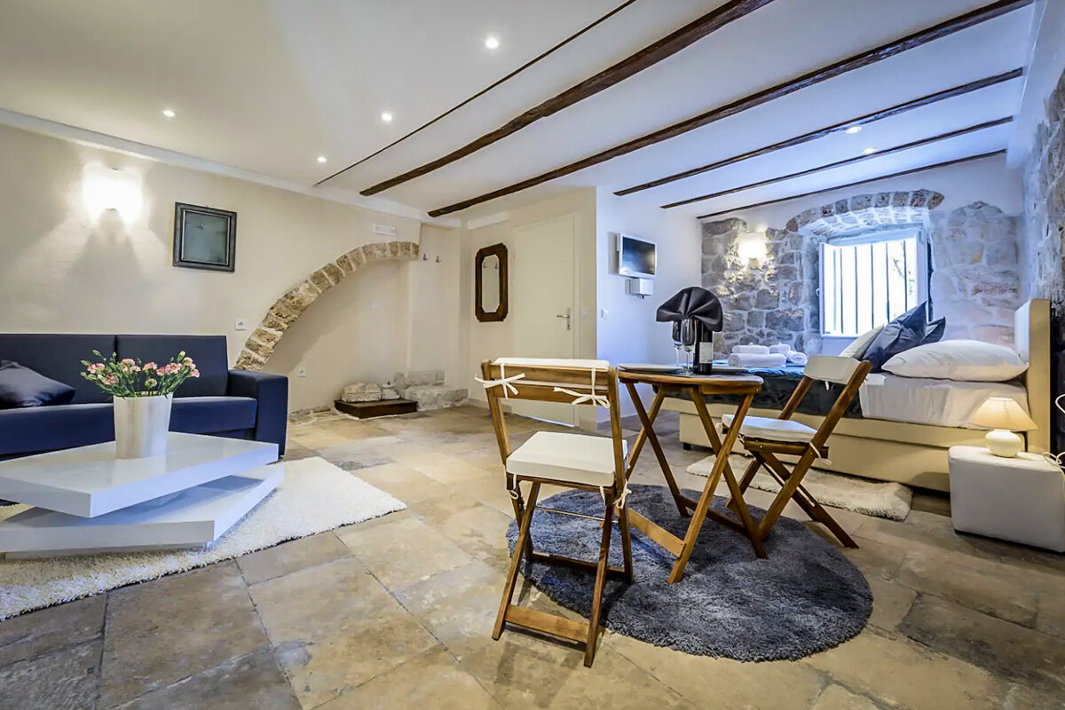 Where to Stay in Dubrovnik | Airbnb Studio Andro
