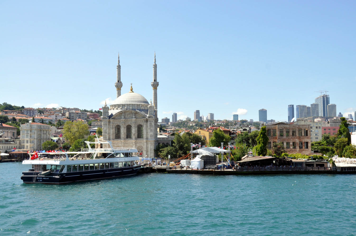 Things to Do in Istanbul | Cruise the Bosphorus