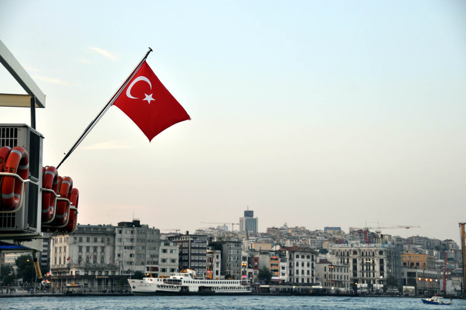 Things to Do in Istanbul | Boat Cruise on the Bosphorus River