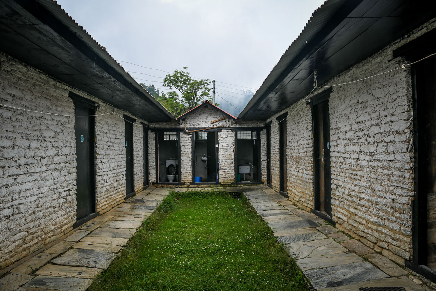 Mohare Danda Trek Teahouse Building