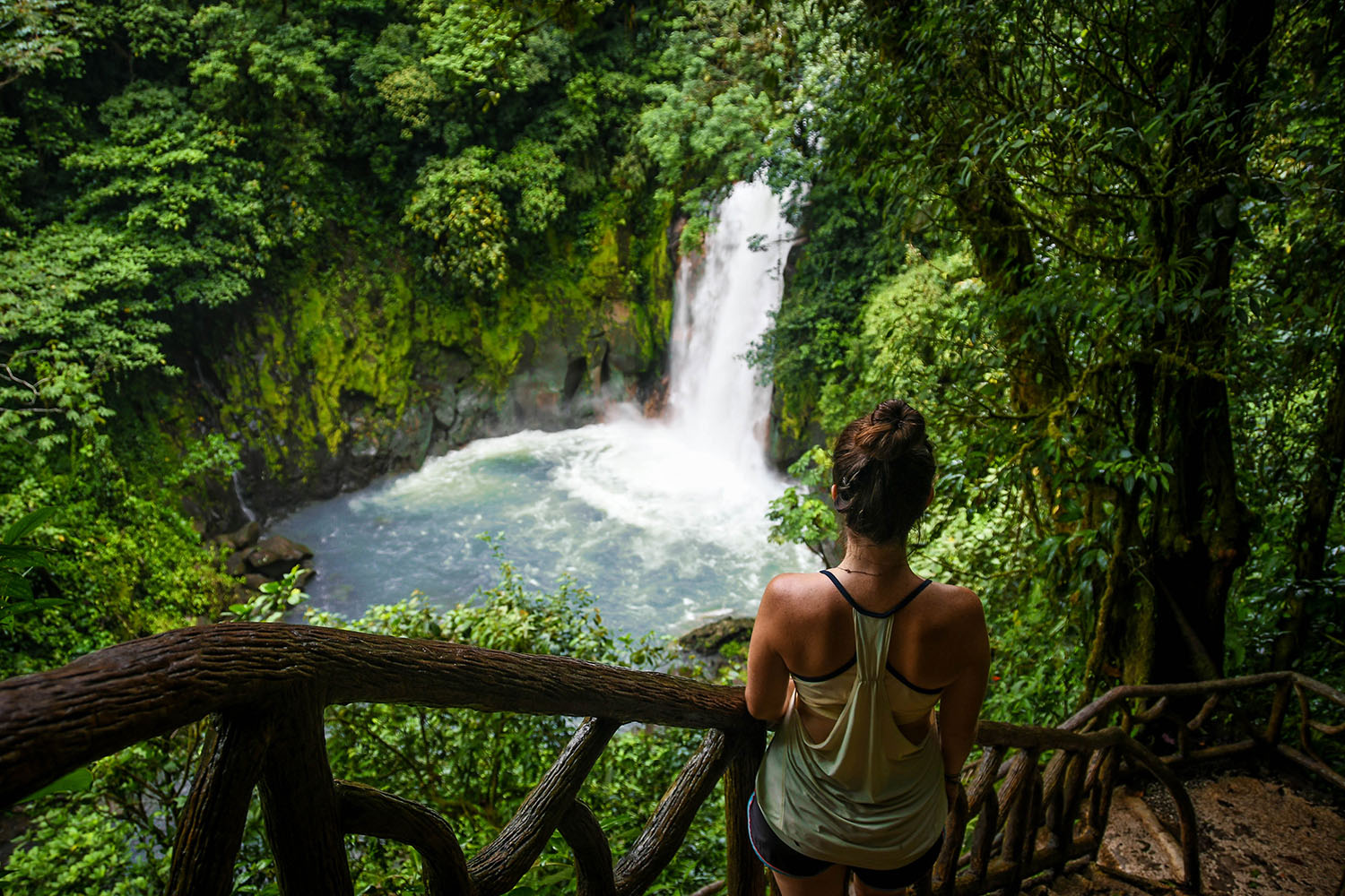 Things to Do in Costa Rica: Rio Celeste Waterfall