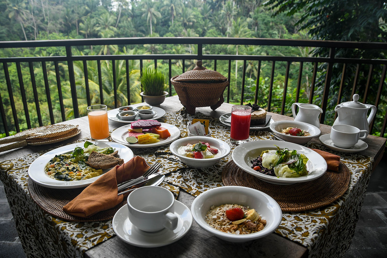 Komaneka at Bisma Ubud Resort Review Private Breakfast