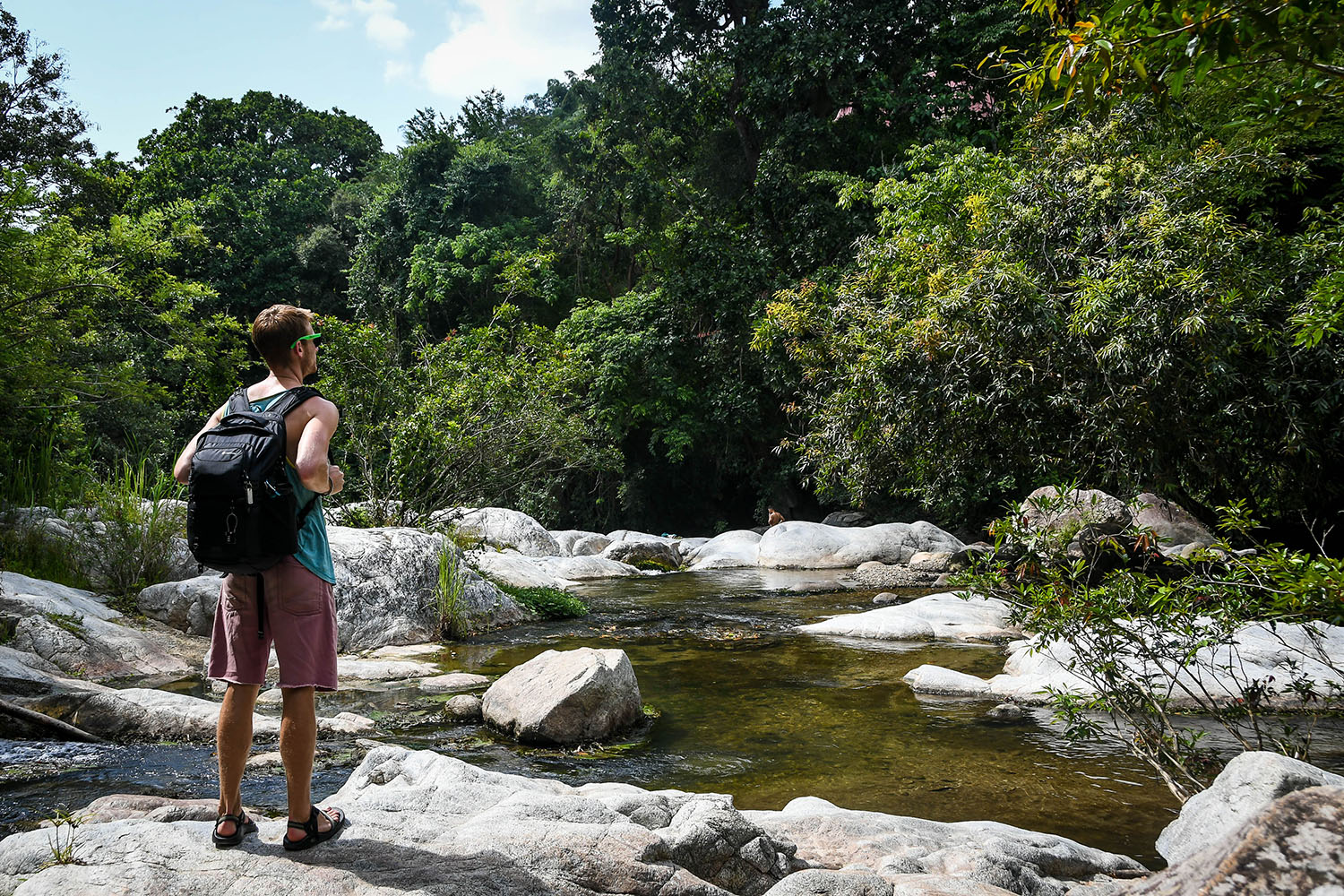 Travel Safety Tips Have a Secure Bag