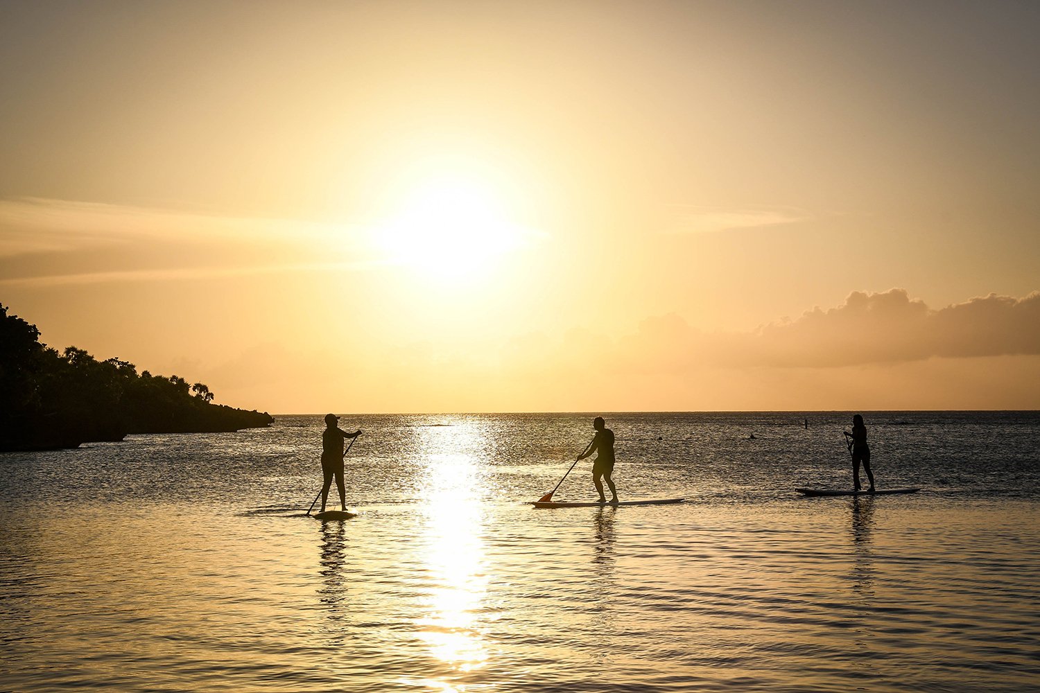 Roatan vs. Utila Honduras Bay Island Stand Up Paddle board