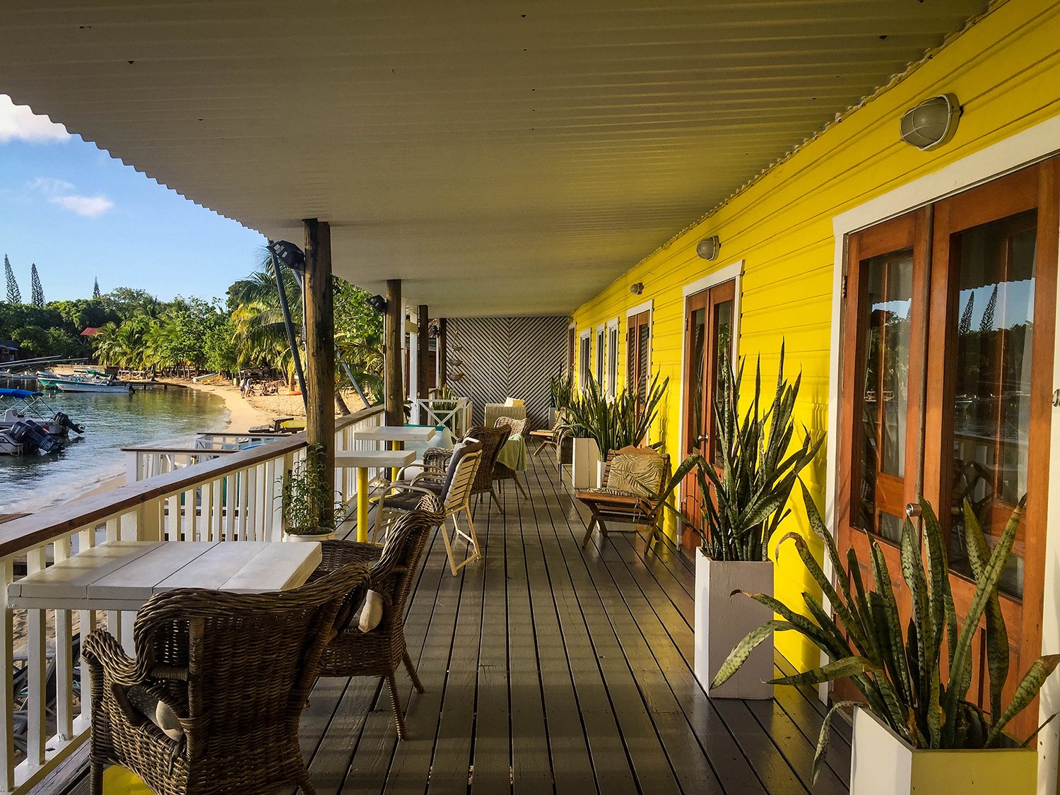 Roatan vs. Utila Honduras Bay Island Beach House Boutique Hotel