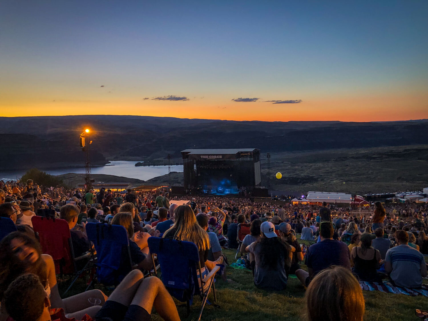Things to do in Washington State the Gorge DMB concert